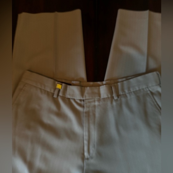 Men's Perry Ellis Olive Pin Striped Flat Front Slacks 34 x 30 - Picture 2 of 7